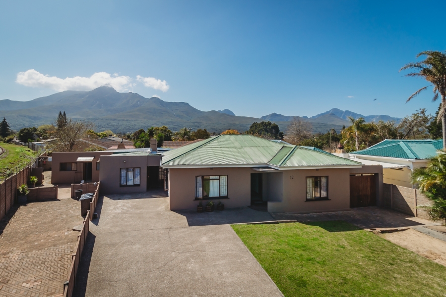 12 Bedroom Property for Sale in Bergsig Western Cape